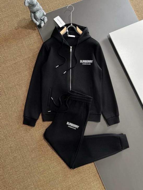 Picture of Burberry Sweater Suits _SKUBurberryM-5XL13xr33737645